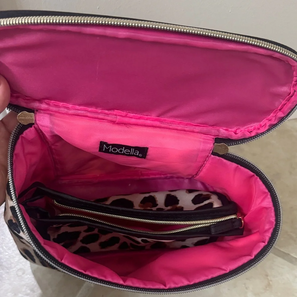 Modella Hot Pink Lined Travel Makeup Case